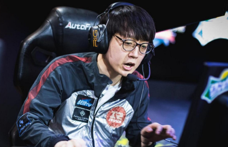 STAR SPORTS-科维托娃遭遇十五持续失利，RNG教练压力巨大！