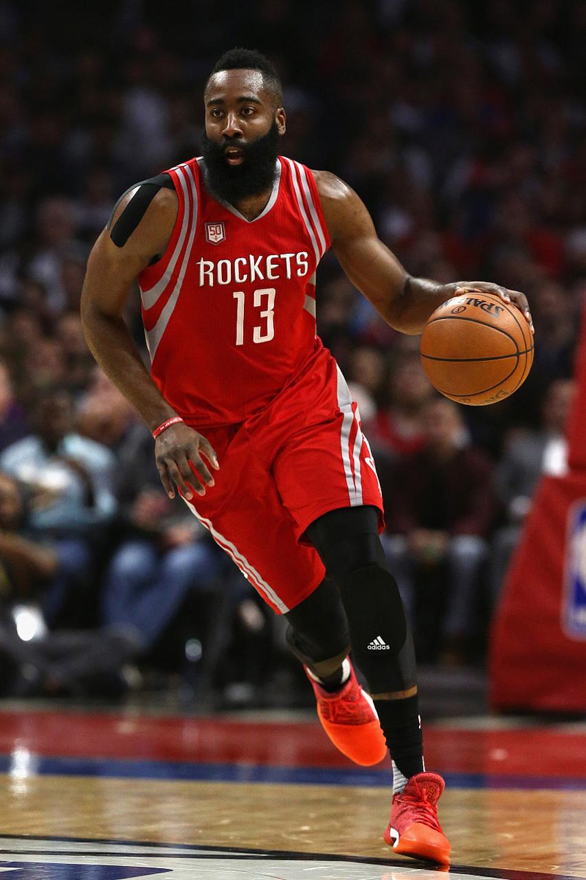 星空- 哈登大两双火箭斩获10连胜 公牛爆冷23分大胜凯尔特人 