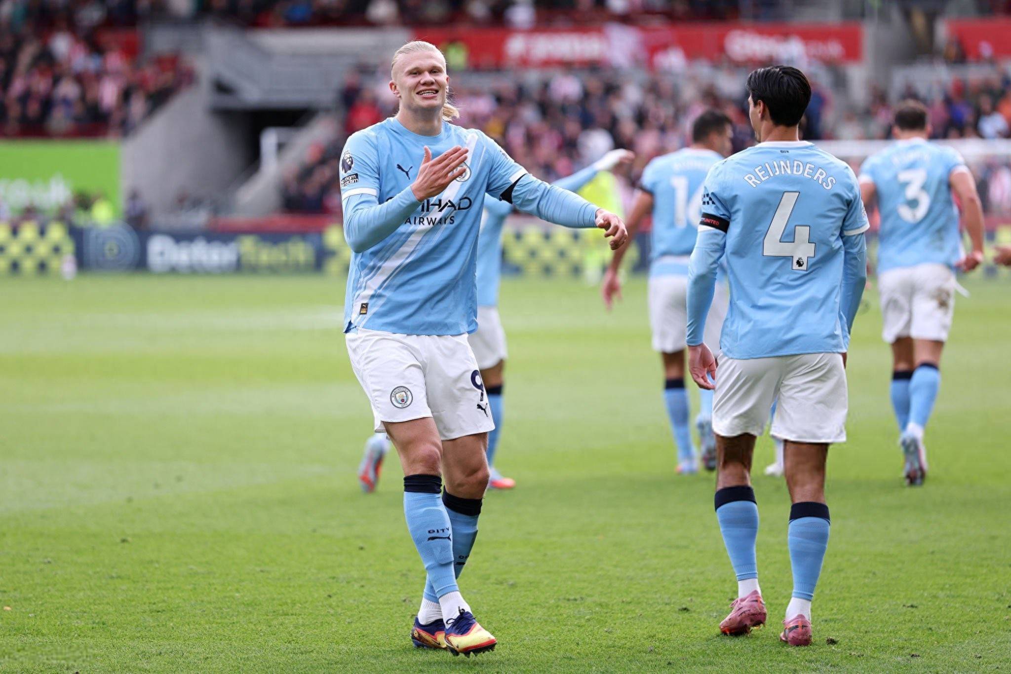 STAR SPORTS-关于哈兰德回归赛场,挺进下一轮首场状态亮眼,巴黎圣日耳曼观众沸腾!的信息